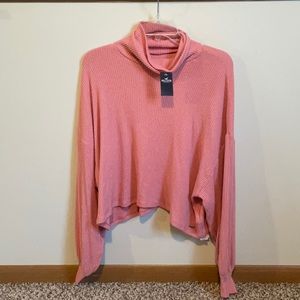Hollister Cropped sweater- L